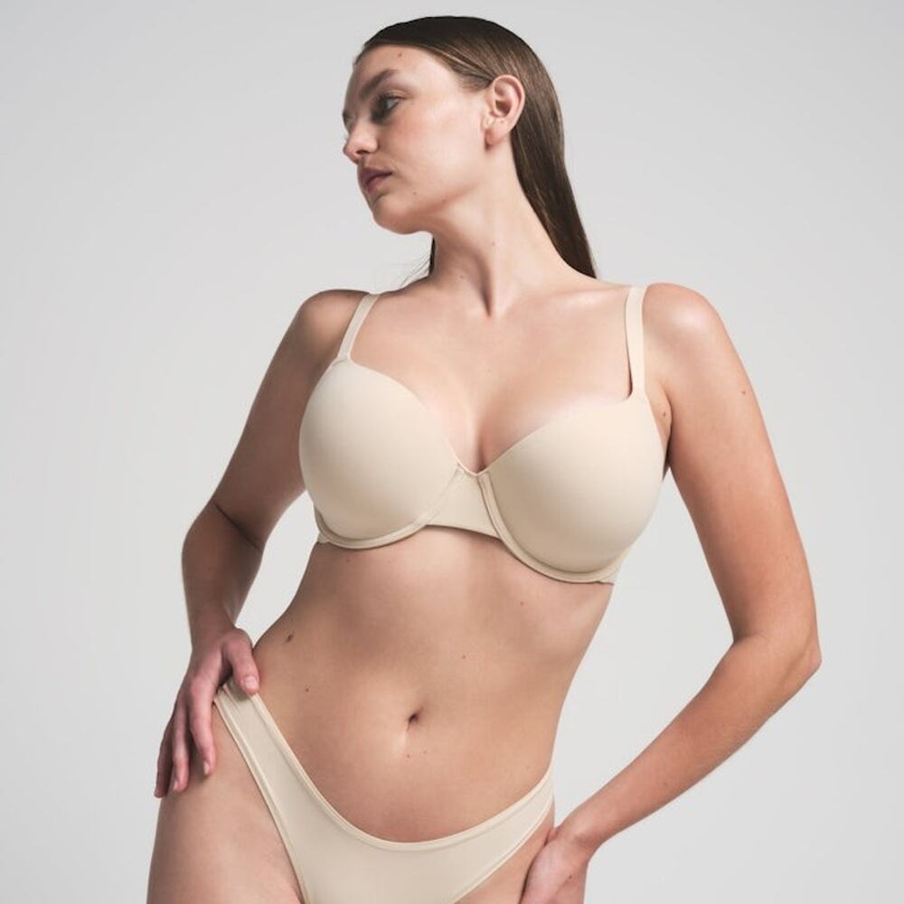 SKIMS FITS EVERYBODY T-Shirt Bra - Sand Size 38C NWT #1730
